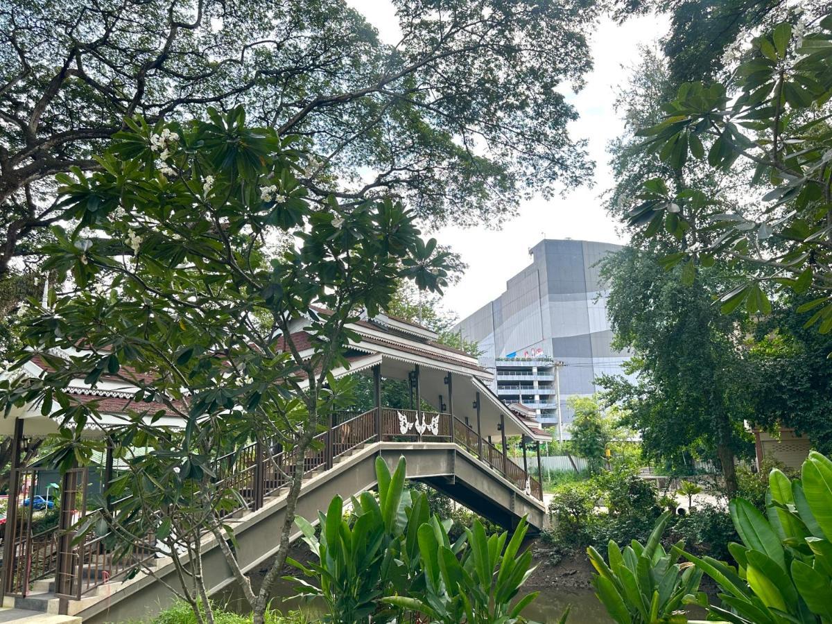 Apartment Near Festival- 5mims Walk- Infinity Pool & Comfort Room@the One Chiang Mai