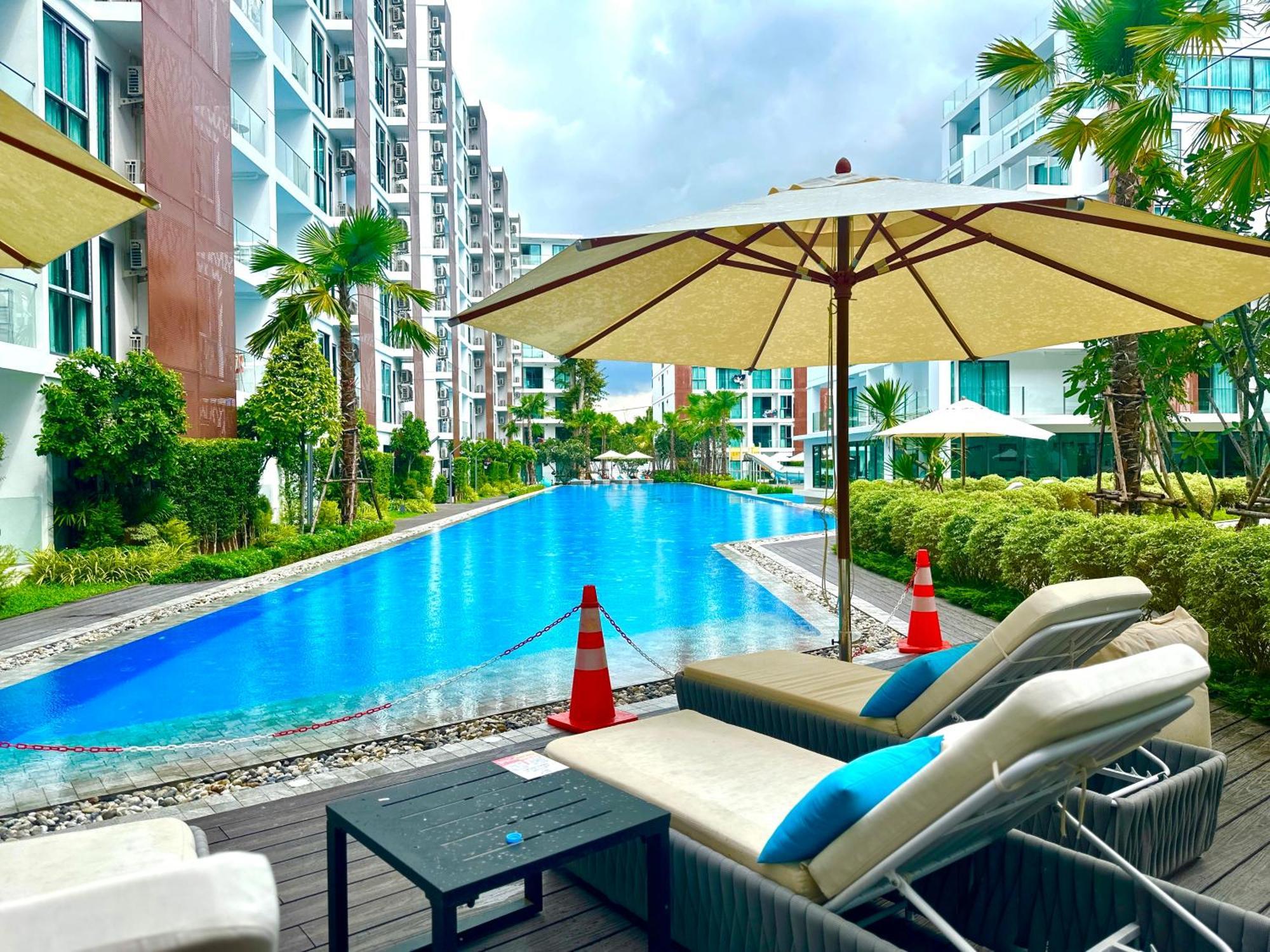Near Festival- 5mims Walk- Infinity Pool & Comfort Room@the One Apartment