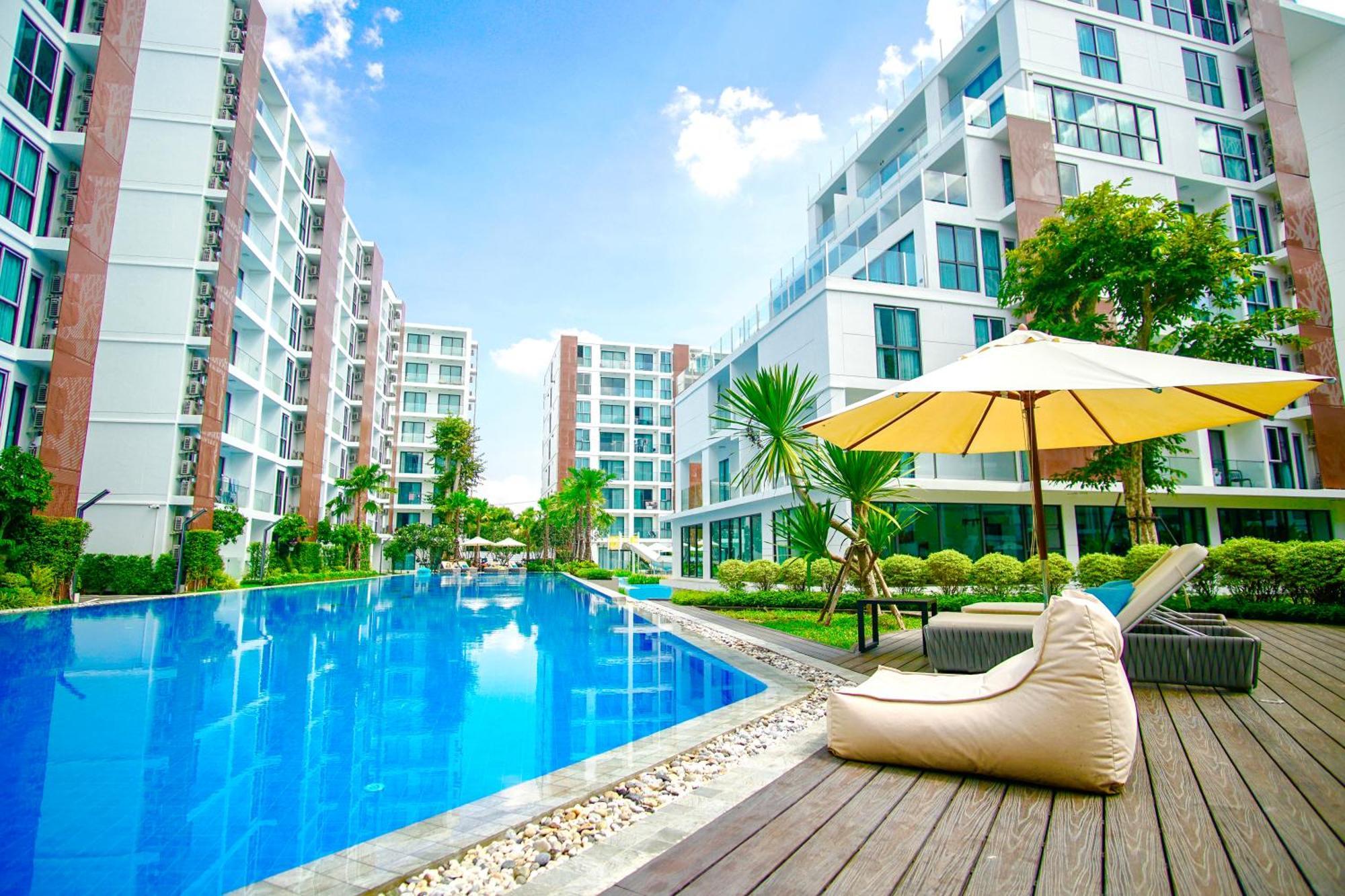 Apartment Near Festival- 5mims Walk- Infinity Pool & Comfort Room@the One Chiang Mai